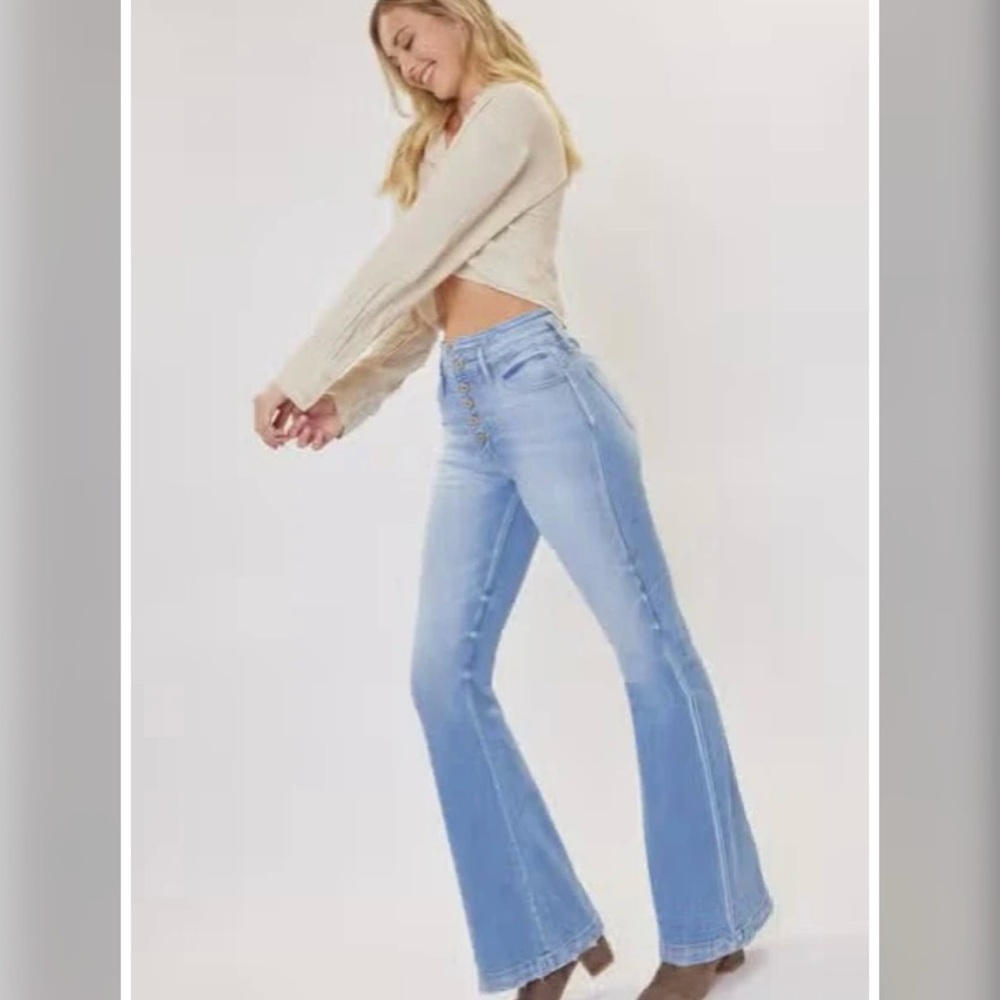 KanCan High-Rise “Curvy” Flare Jeans - Picture 3 of 8
